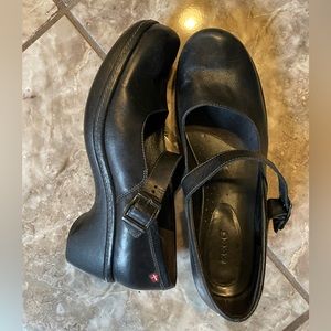 Women’s Ecco brand mary jane shoes, size 9.5